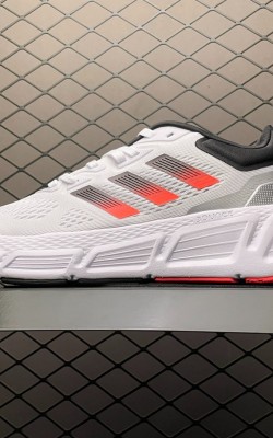 נעלי אדידס  ADIDAD QUESTAR