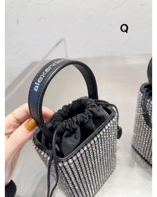 תיק וואנג בשלושה צורות