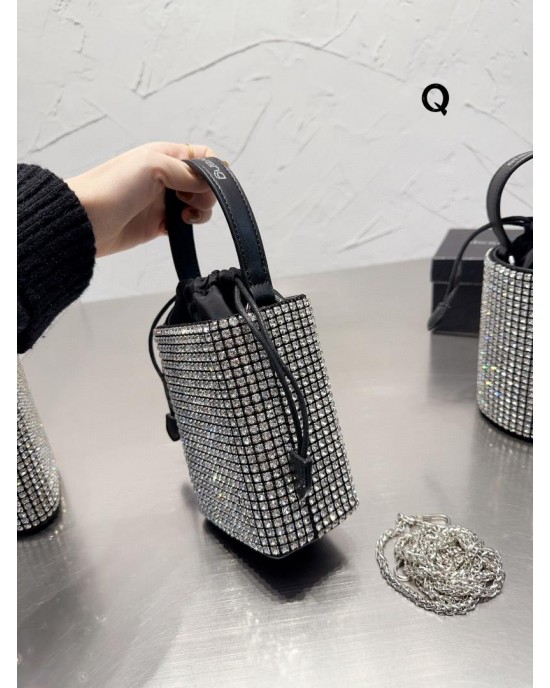 תיק וואנג בשלושה צורות