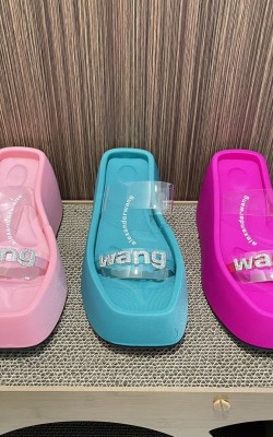 כפכפי אלכסנדר וונג