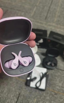 אוזניות BEATS