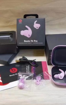 אוזניות BEATS