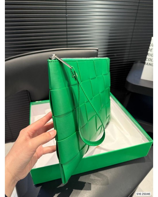 תיק בוטגה ונטה  35.5/25.5 ס