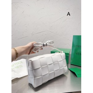 תיק בוטגה ונטה 28/14 ס"מ