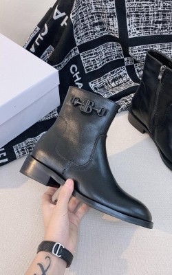 מגפי בלנסיאגה ארוך וקצר