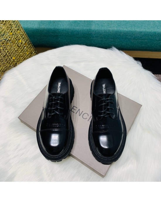 נעלי בלנסיאגה