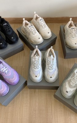 נעלי בלנסיאגה באיכות גבוהה