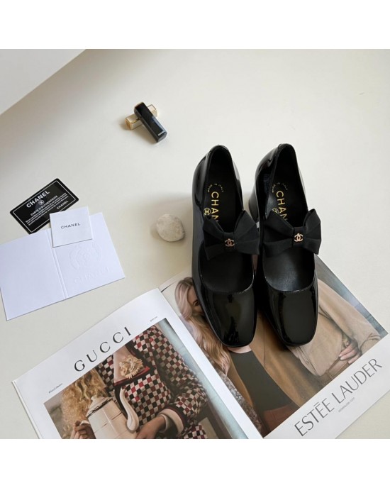 נעלי עקב שאנל