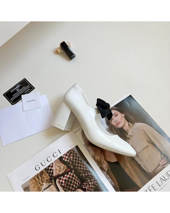 נעלי עקב שאנל