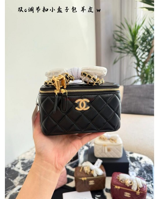 תיק שאנל 19 ס