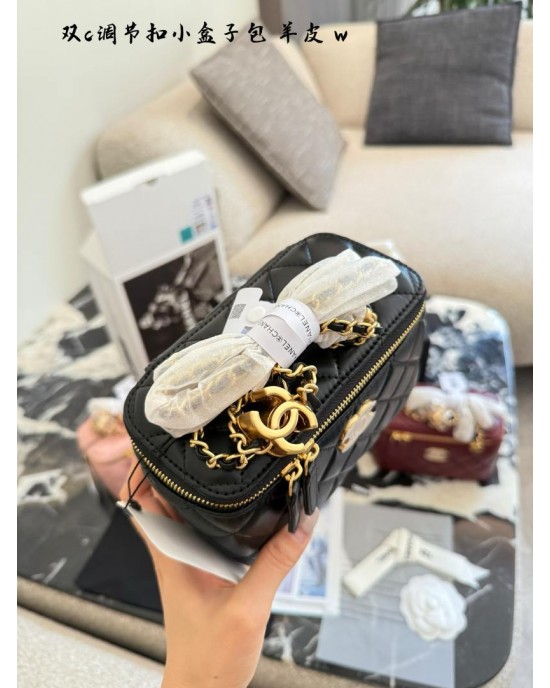 תיק שאנל 19 ס