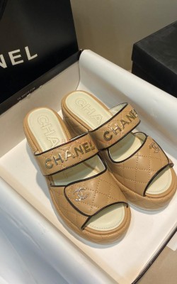 כפכף שאנל 6 ס"מ