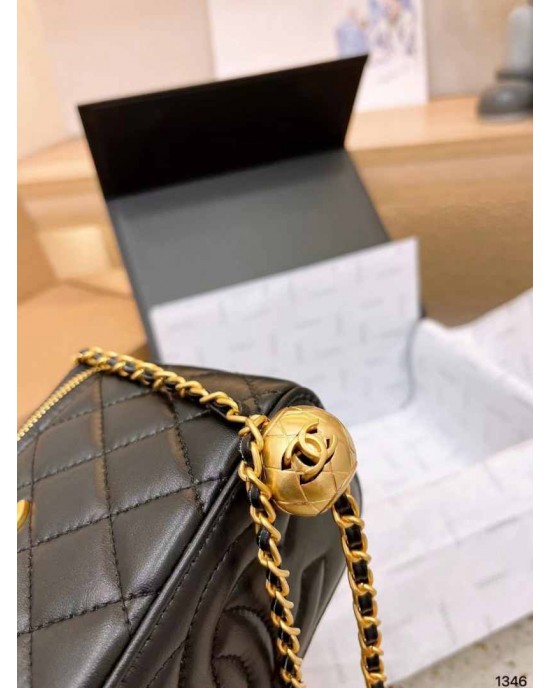 תיק שאנל 18 ס