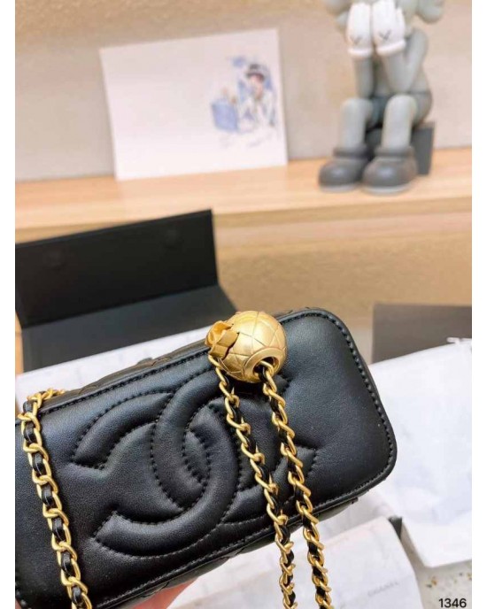 תיק שאנל 18 ס