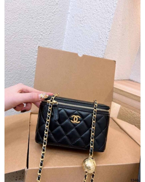 תיק שאנל 18 ס