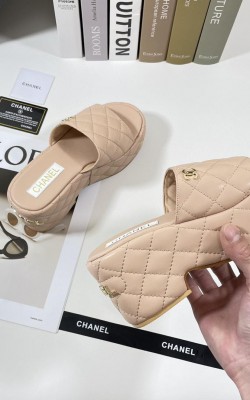 כפכף פלטפורמה שאנל