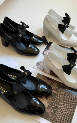 נעלי עקב שאנל