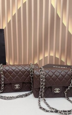 תיק שאנל 25 ו 23 ס"מ