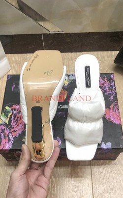 נעלה עקב דולצ'י