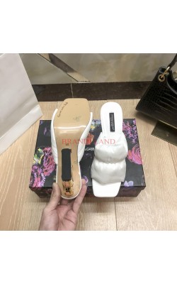 נעלה עקב דולצ'י