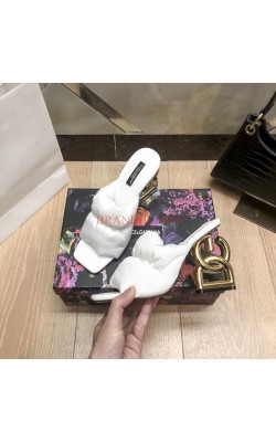 נעלה עקב דולצ'י