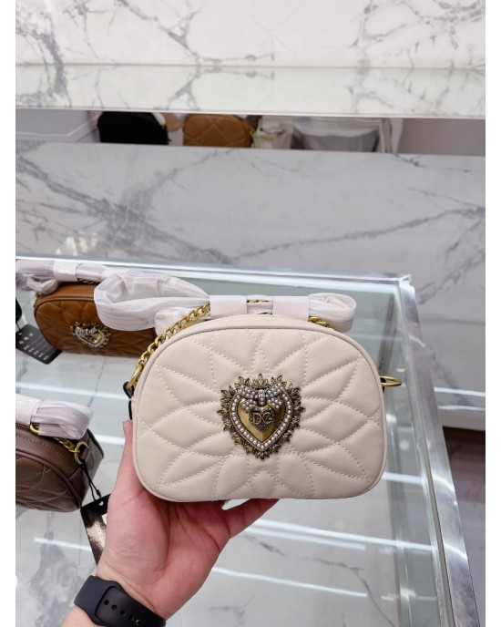 תיקי דולצה וגבאנה