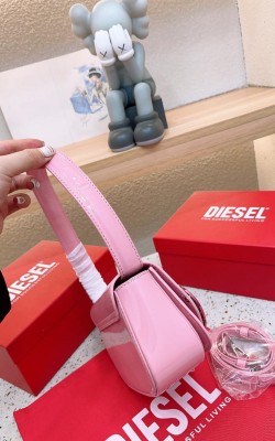 תיק דיזל  במגוון צבעים 