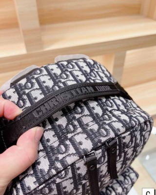 תיק גב דיור 