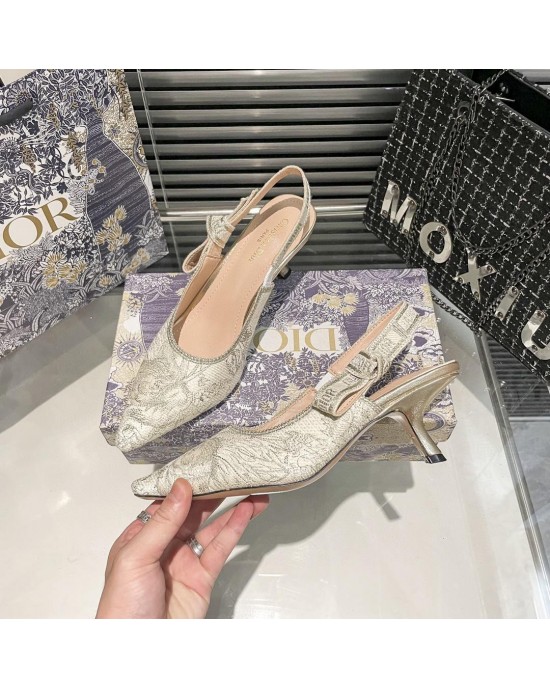 נעלי עקב דיור