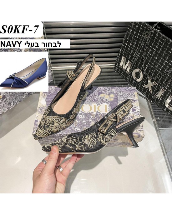 נעלי עקב דיור