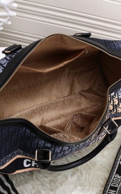 תיק דיור מהמם