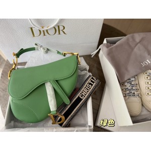 תיק דיור מהמם במגוון צבעים