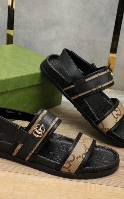 כפכפי גוצי גברים - קולקציה 23 