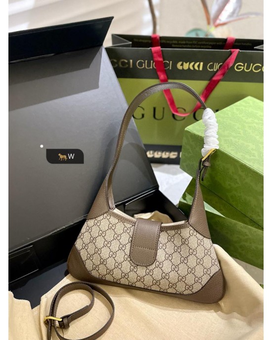 תיק גוצי בכמה צבעים