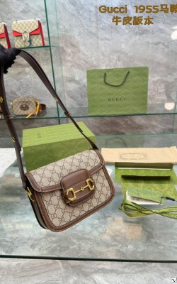 תיק גוצי בשתי גדלים