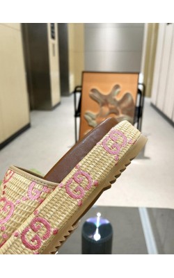 כפכפי גוצי במגוון צבעים 