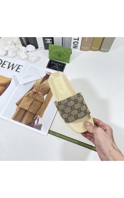 כפכפי גוצי במגוון צבעים 