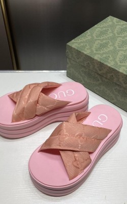 כפכפי גוצי במגוון צבעים 