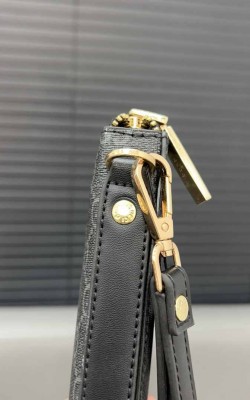 תיק קלאץ גוצי 28/20 ס"מ