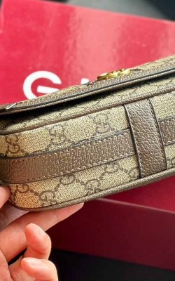 תיק גוצי 20 ס"מ