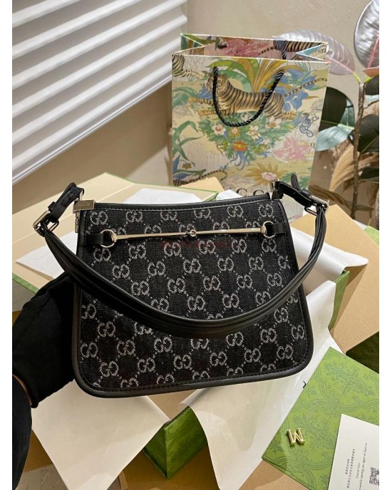 תיק גוצי 24 ס