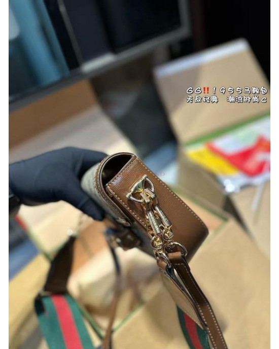 תיק גוצי 20 ס