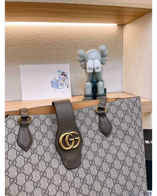 תיק גוצי 34/31 ס