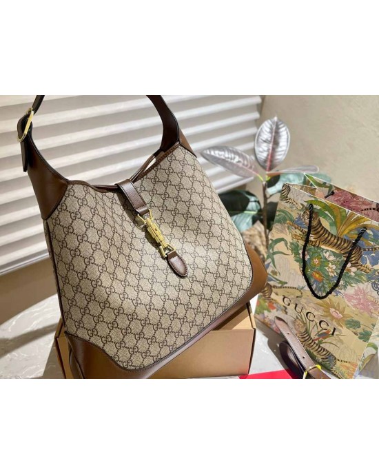 תיק גוצי 38 ס