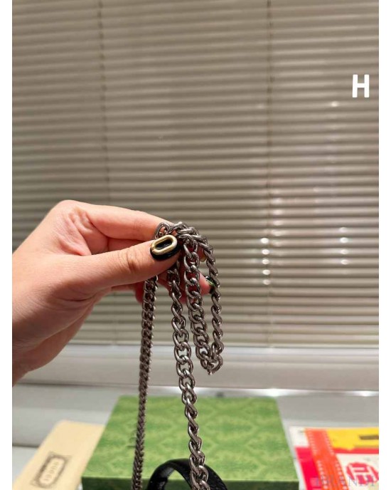 תיק גוצי 18/12 ס