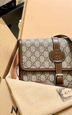 תיק גוצי 26 ס"מ