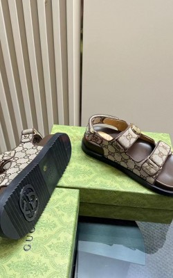 סנדל גוצי המבוקש