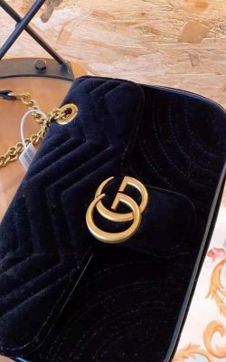 תיק גוצי זמש