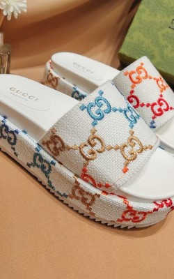 'כפכפי גוצי