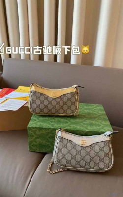 תיק גוצי  19/10 ס"מ